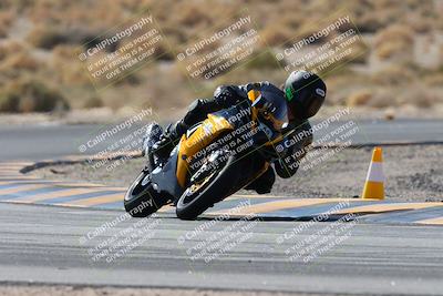 media/Feb-04-2024-SoCal Trackdays (Sun) [[91d6515b1d]]/3-Turn 5 (1045am)/